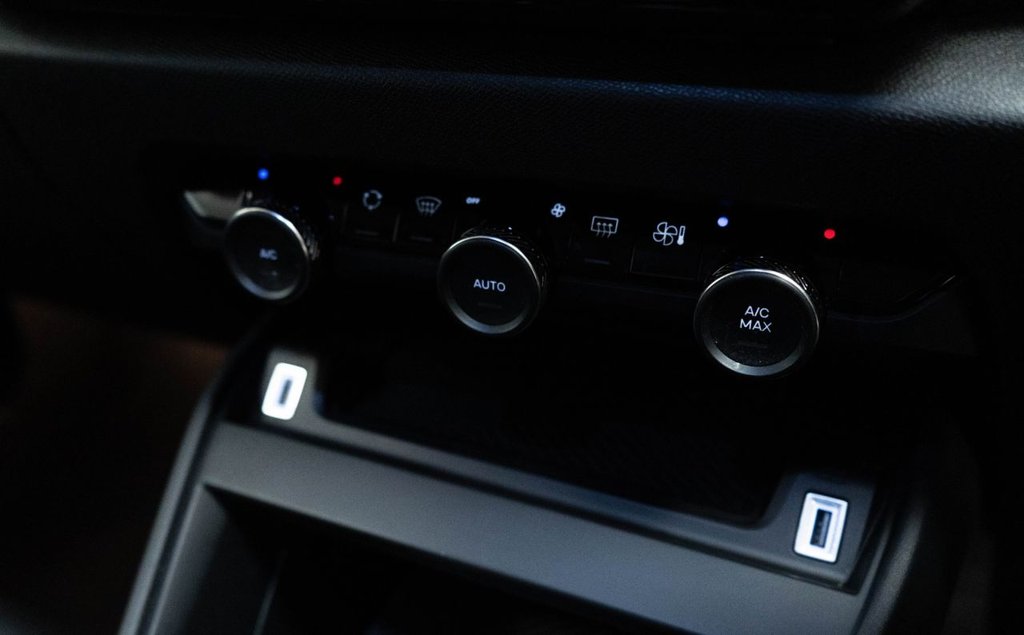 Used Citroen C4 2022 for sale - 76840978: Photo 28