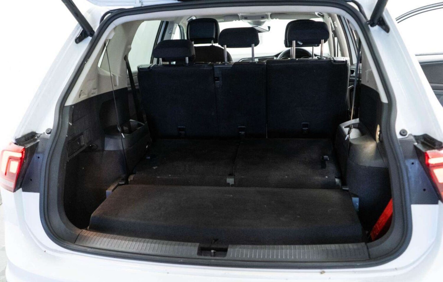 Used Volkswagen Tiguan Allspace 2020 for sale - 77930843: Photo 35