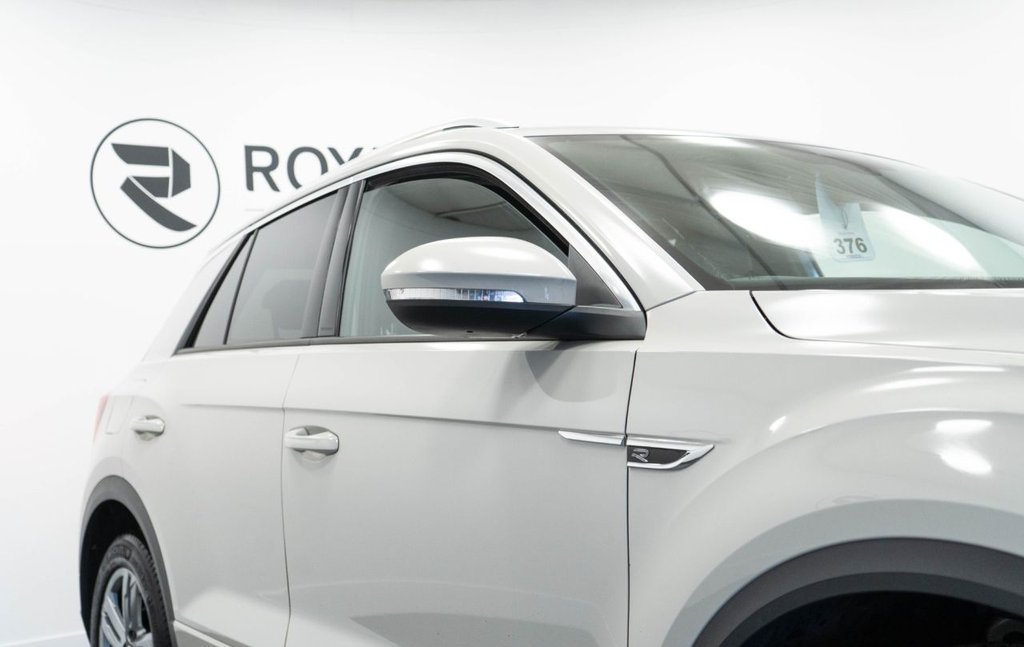 Used Volkswagen T-Roc 2023 for sale - 77525885: Photo 11