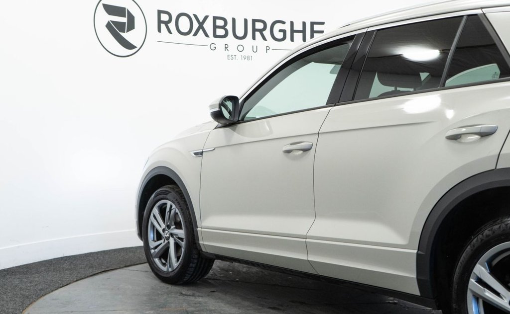 Used Volkswagen T-Roc 2023 for sale - 77525885: Photo 19