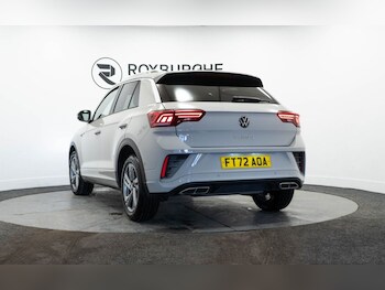 Used Volkswagen T-Roc 2023 for sale - 77525885: Photo
