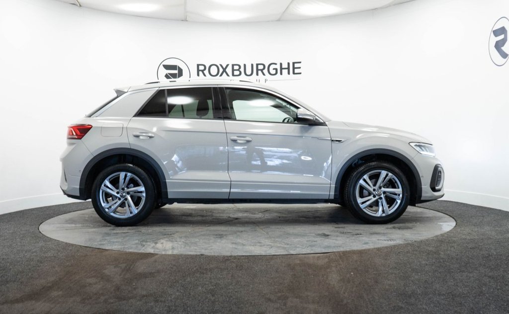Used Volkswagen T-Roc 2023 for sale - 77525885: Photo 8