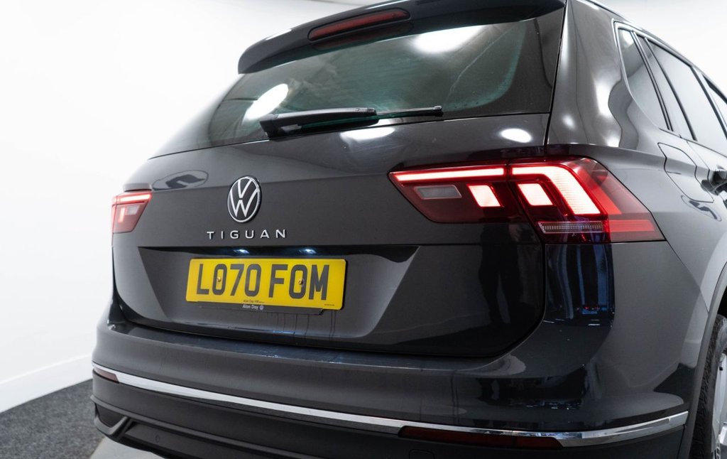 Used Volkswagen Tiguan 2021 for sale - 77457560: Photo 16