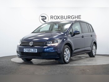Used Volkswagen Touran 2020 for sale - 75528036: Photo