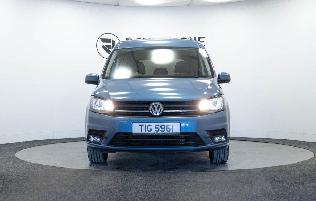 Used Volkswagen Caddy Maxi Life 2018 for sale - 76395804: Photo 2