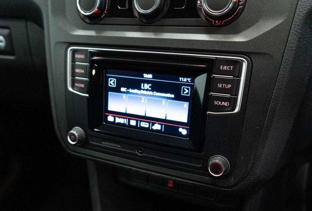 Used Volkswagen Caddy Maxi Life 2018 for sale - 76395804: Photo 28