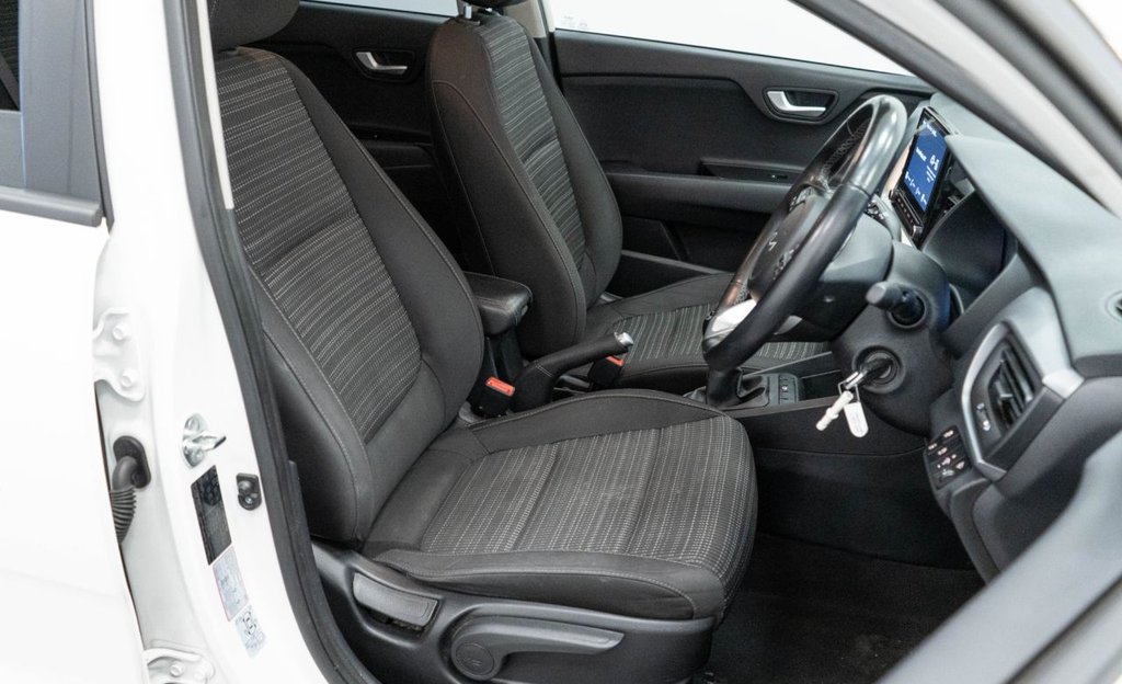 Used Kia Stonic 2023 for sale - 76900246: Photo 20