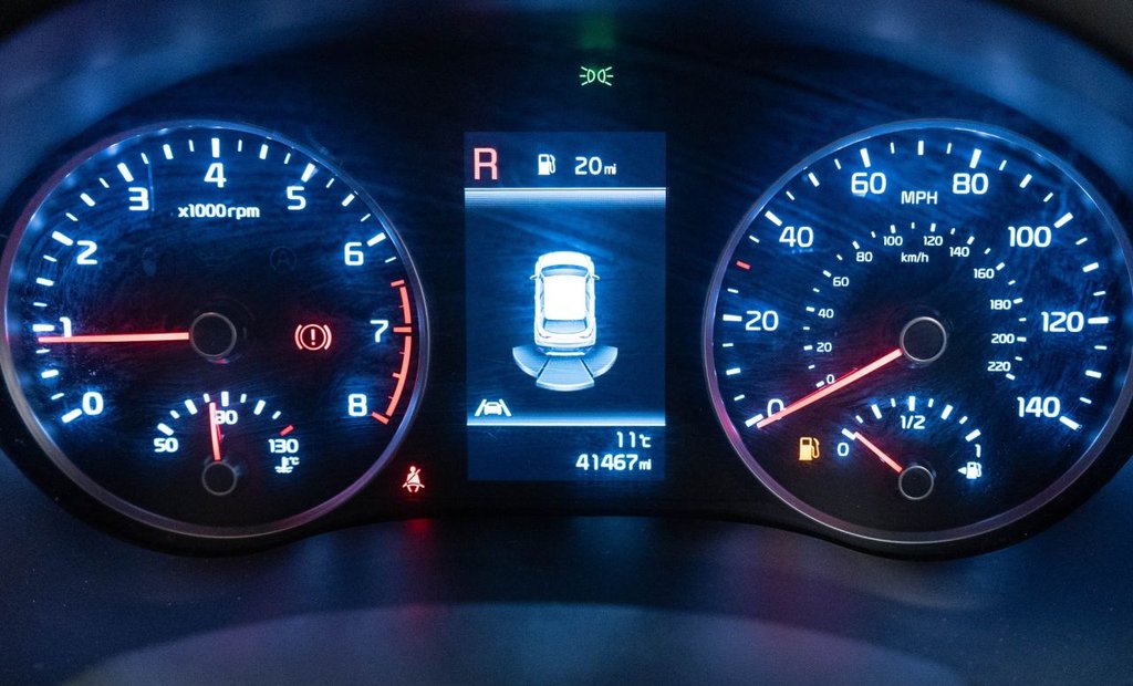 Used Kia Stonic 2023 for sale - 76900246: Photo 26