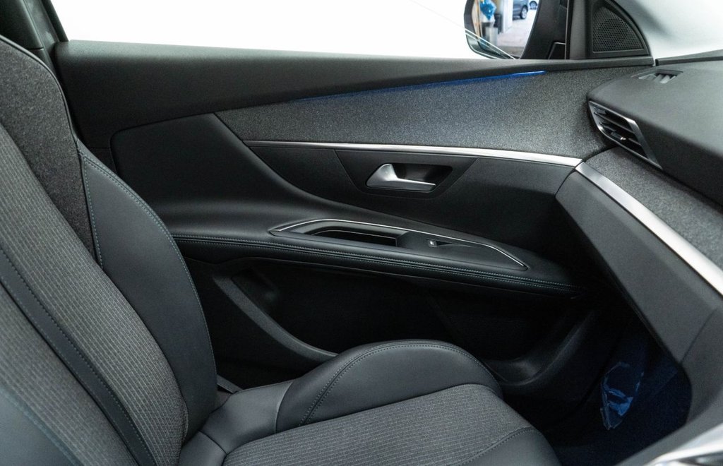 Used Peugeot 5008 2022 for sale - 76962194: Photo 31