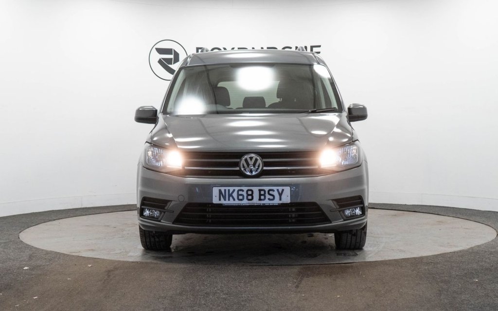 Used Volkswagen Caddy Maxi Life 2018 for sale - 76950159: Photo 2