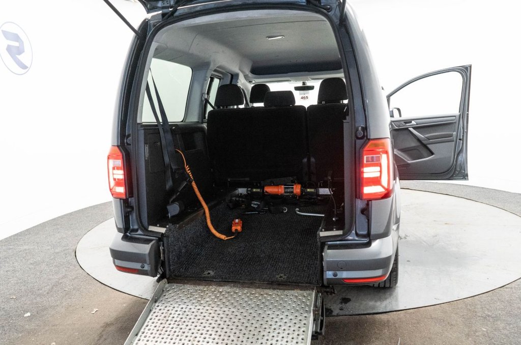 Used Volkswagen Caddy Maxi Life 2018 for sale - 76950159: Photo 28