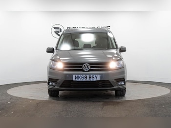 Used Volkswagen Caddy Maxi Life 2018 for sale - 76950159: Photo