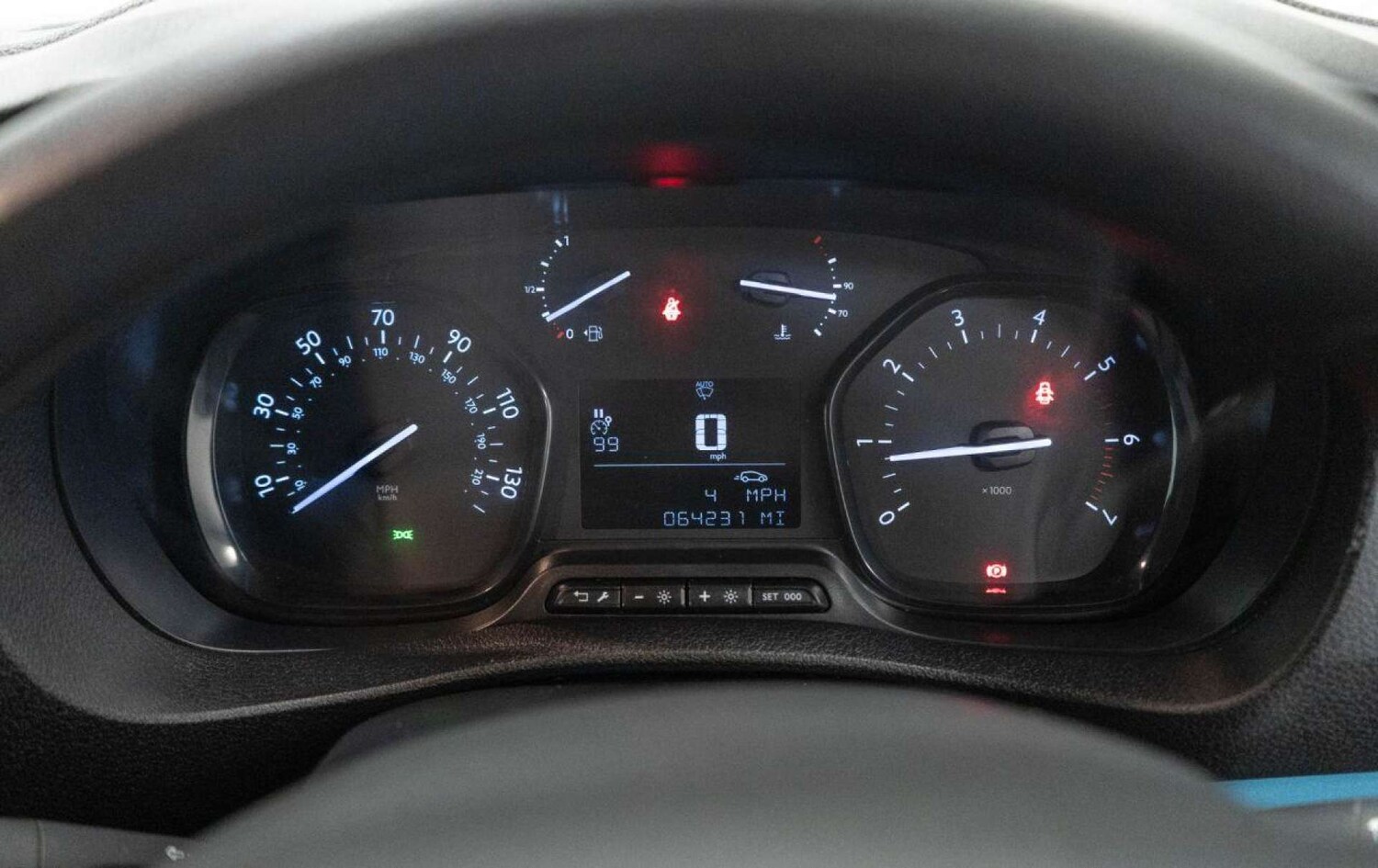 Used Peugeot Traveller 2021 for sale - 77930918: Photo 24