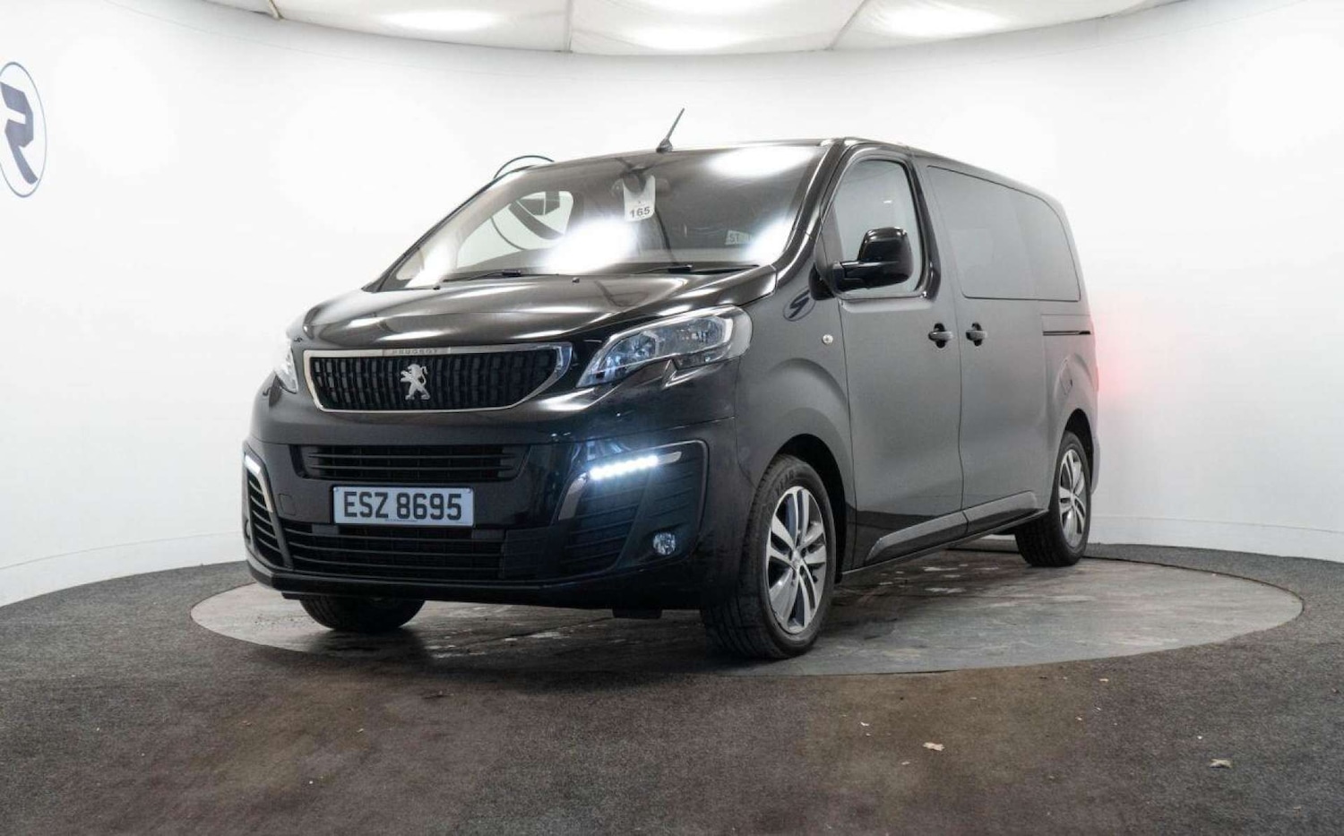 Used Peugeot Traveller 2021 for sale - 77930918: Photo 3