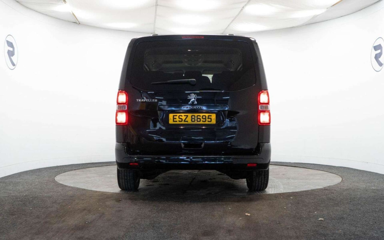 Used Peugeot Traveller 2021 for sale - 77930918: Photo 7