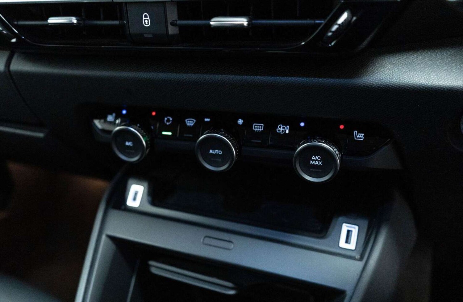 Used Citroen C4 2022 for sale - 77930624: Photo 26