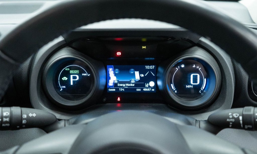 Used Toyota Yaris 2023 for sale - 77841260: Photo 25