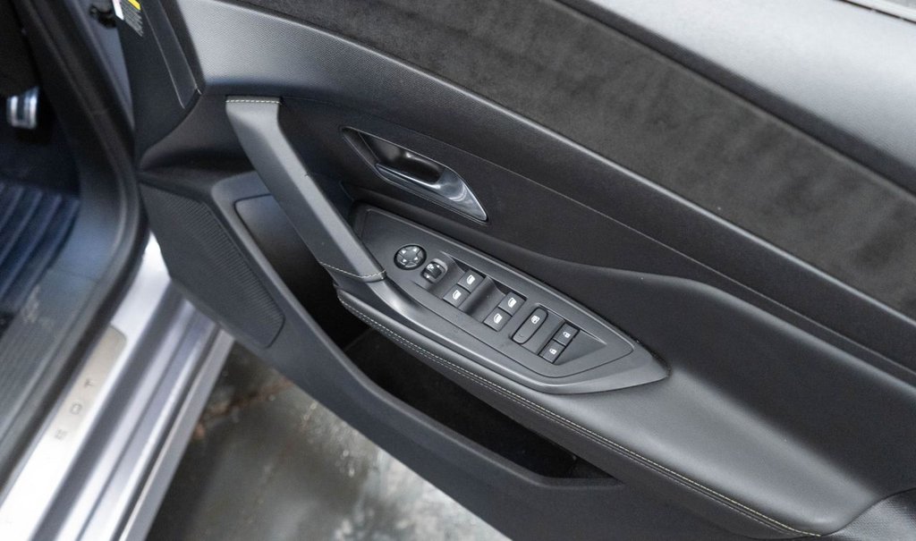 Used Peugeot 308 2023 for sale - 76323139: Photo 22