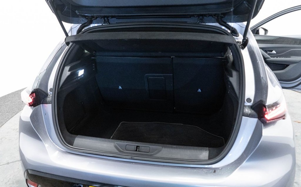 Used Peugeot 308 2023 for sale - 76323139: Photo 32