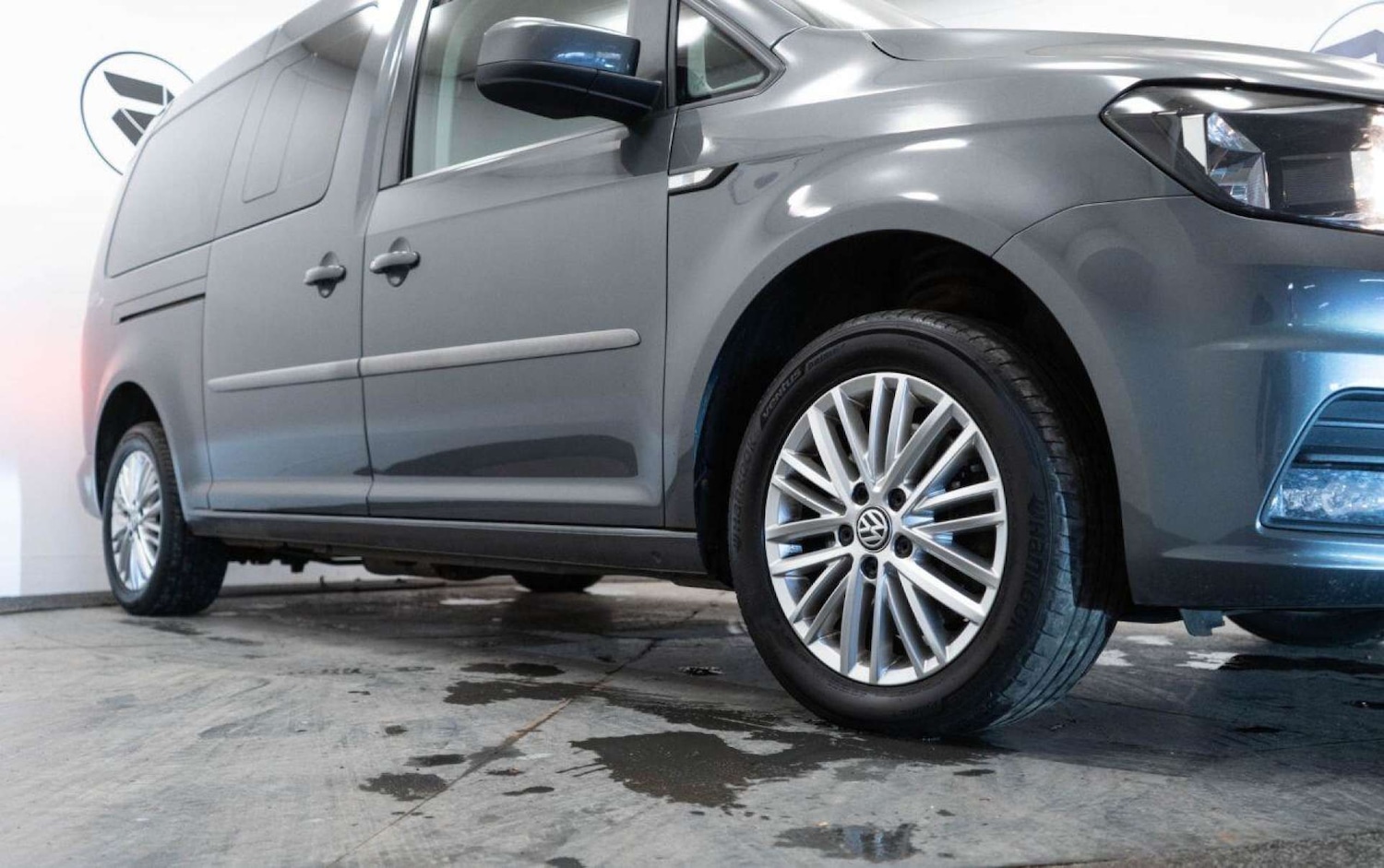 Used Volkswagen Caddy Maxi Life 2019 for sale - 77930672: Photo 10