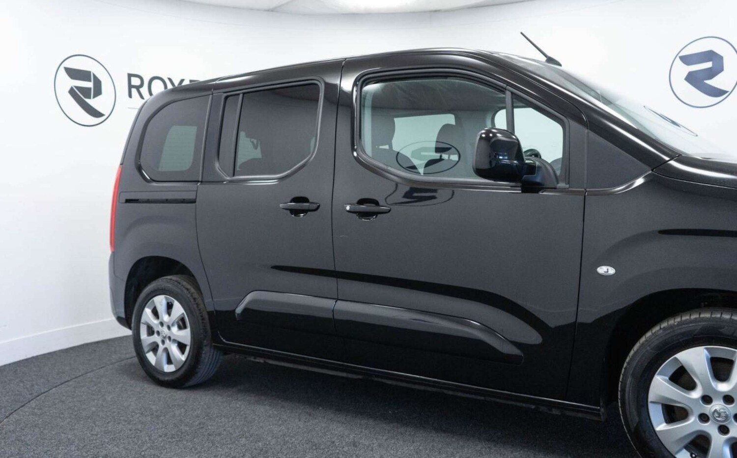 Used Vauxhall Combo Life 2021 for sale - 77930747: Photo 13