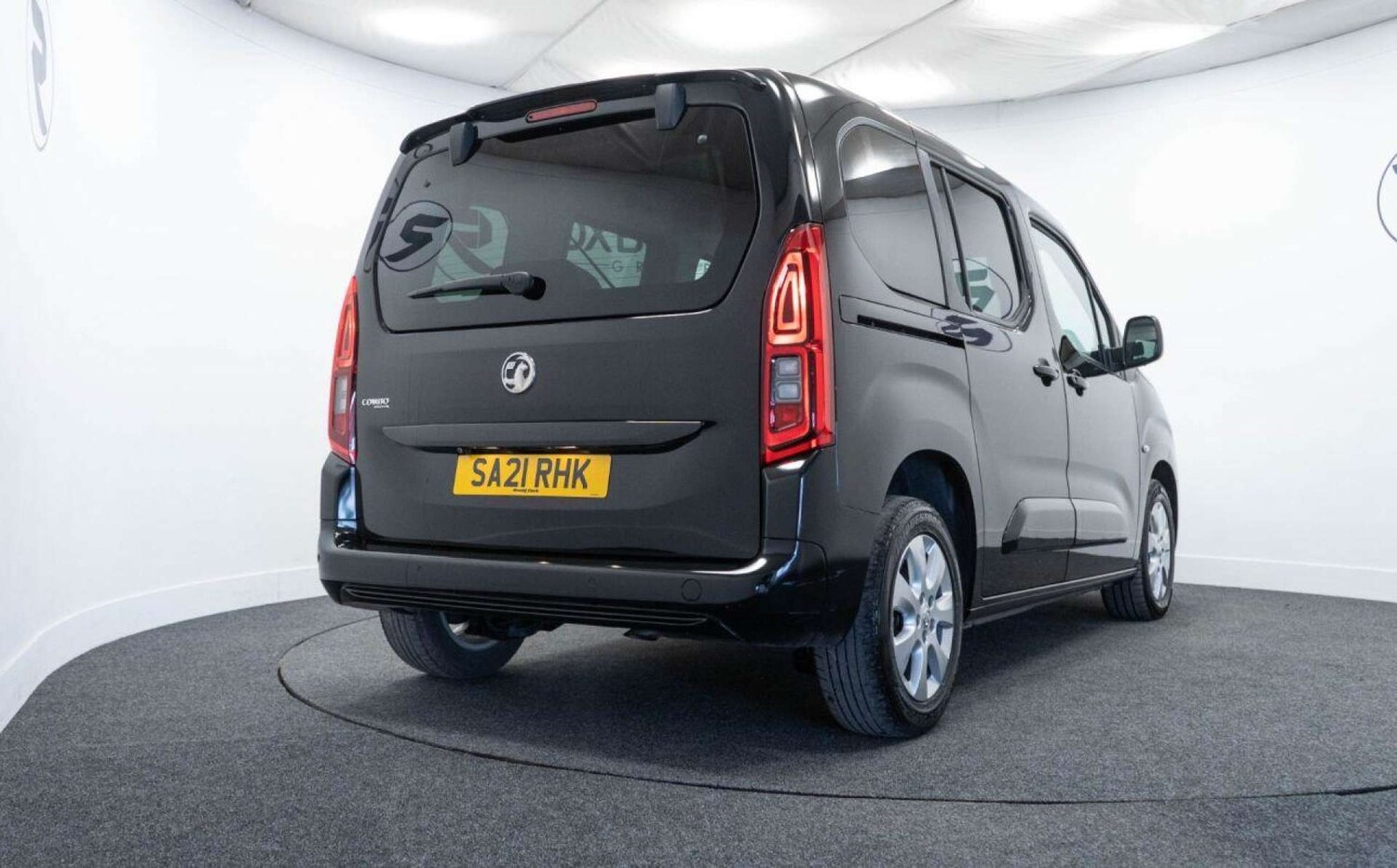 Used Vauxhall Combo Life 2021 for sale - 77930747: Photo 15