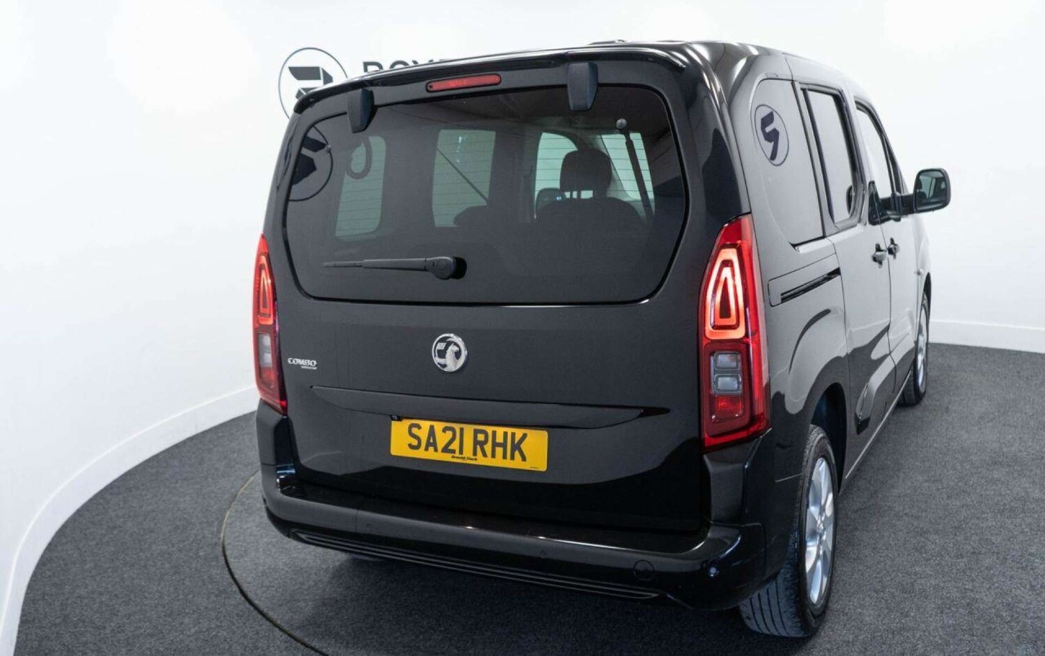 Used Vauxhall Combo Life 2021 for sale - 77930747: Photo 16