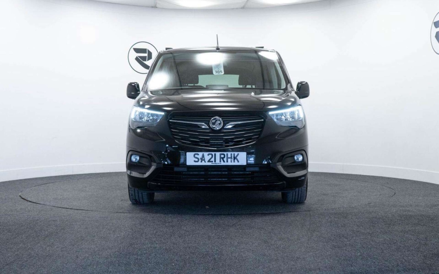 Used Vauxhall Combo Life 2021 for sale - 77930747: Photo 2