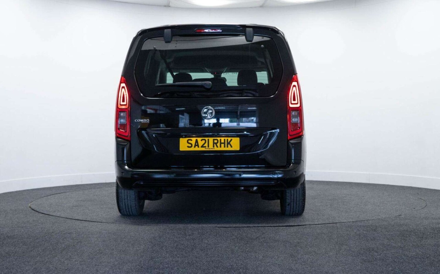 Used Vauxhall Combo Life 2021 for sale - 77930747: Photo 7