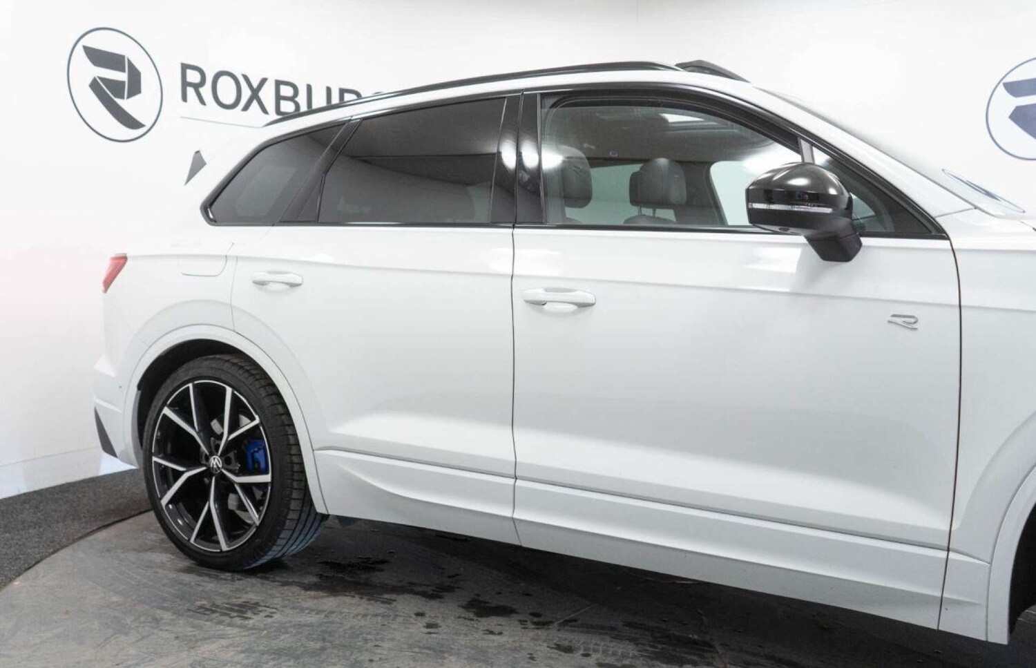 Used Volkswagen Touareg 2024 for sale - 77930719: Photo 15