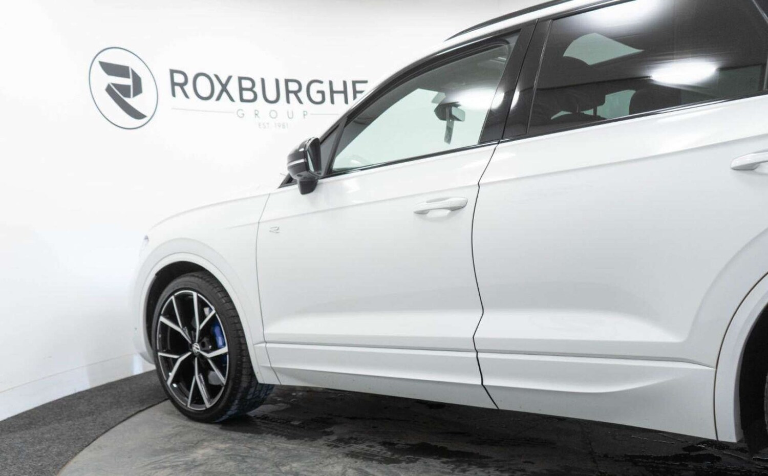 Used Volkswagen Touareg 2024 for sale - 77930719: Photo 27