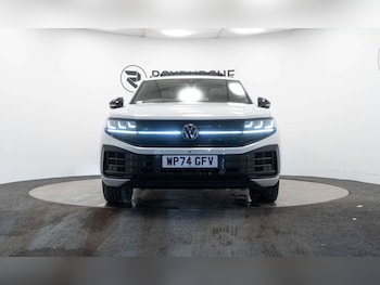 Used Volkswagen Touareg 2024 for sale - 77930719: Photo
