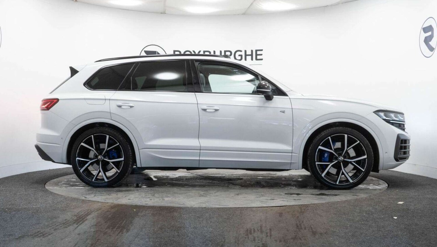 Used Volkswagen Touareg 2024 for sale - 77930719: Photo 9