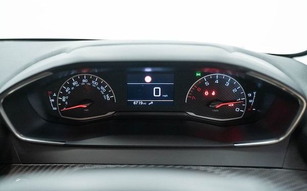 Used Peugeot 208 2023 for sale - 75347359: Photo 24