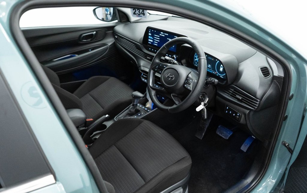 Used Hyundai i20 2022 for sale - 76973130: Photo 21