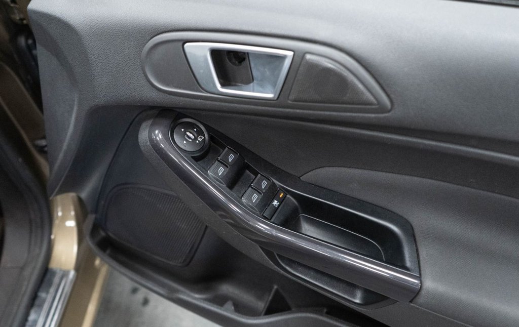 Used Ford Fiesta 2013 for sale - 77608697: Photo 24