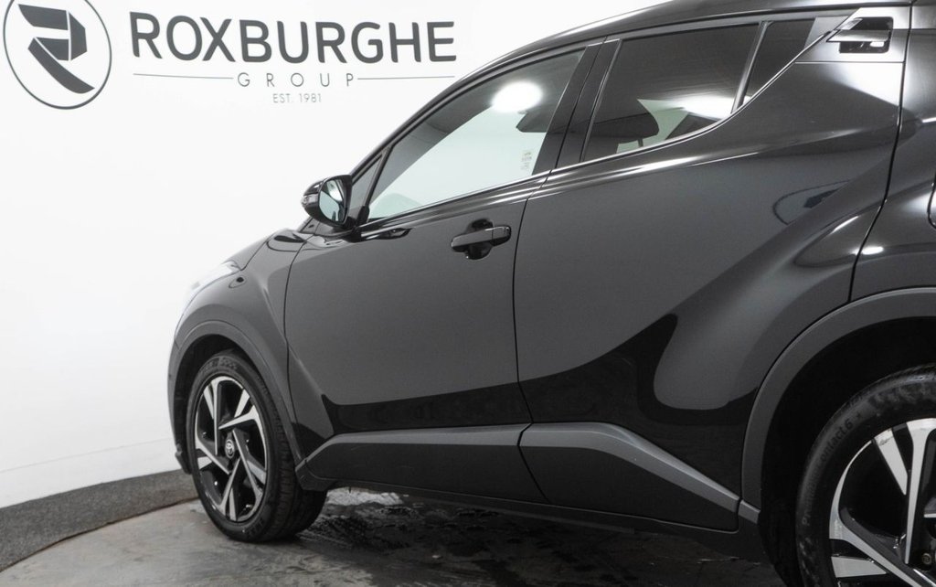 Used Toyota C-HR 2022 for sale - 76883398: Photo 17