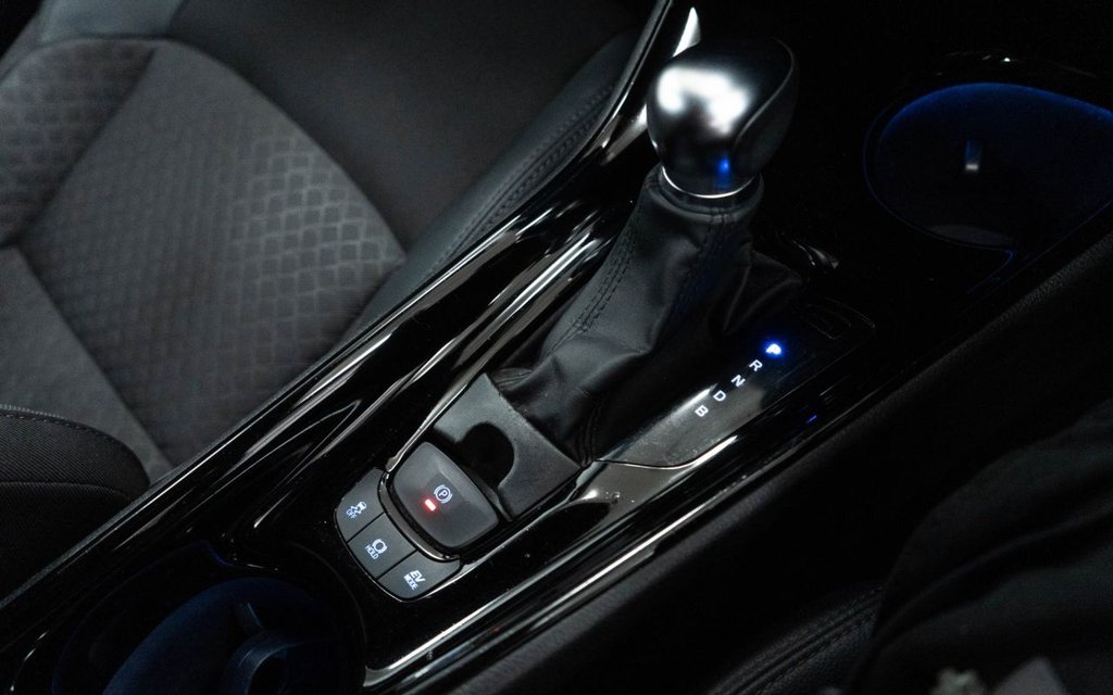 Used Toyota C-HR 2022 for sale - 76883398: Photo 25