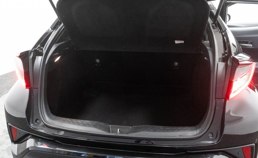 Used Toyota C-HR 2022 for sale - 76883398: Photo 29