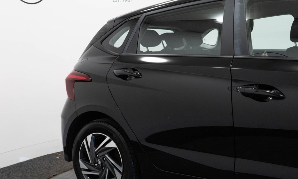 Used Hyundai i20 2022 for sale - 77275819: Photo 13