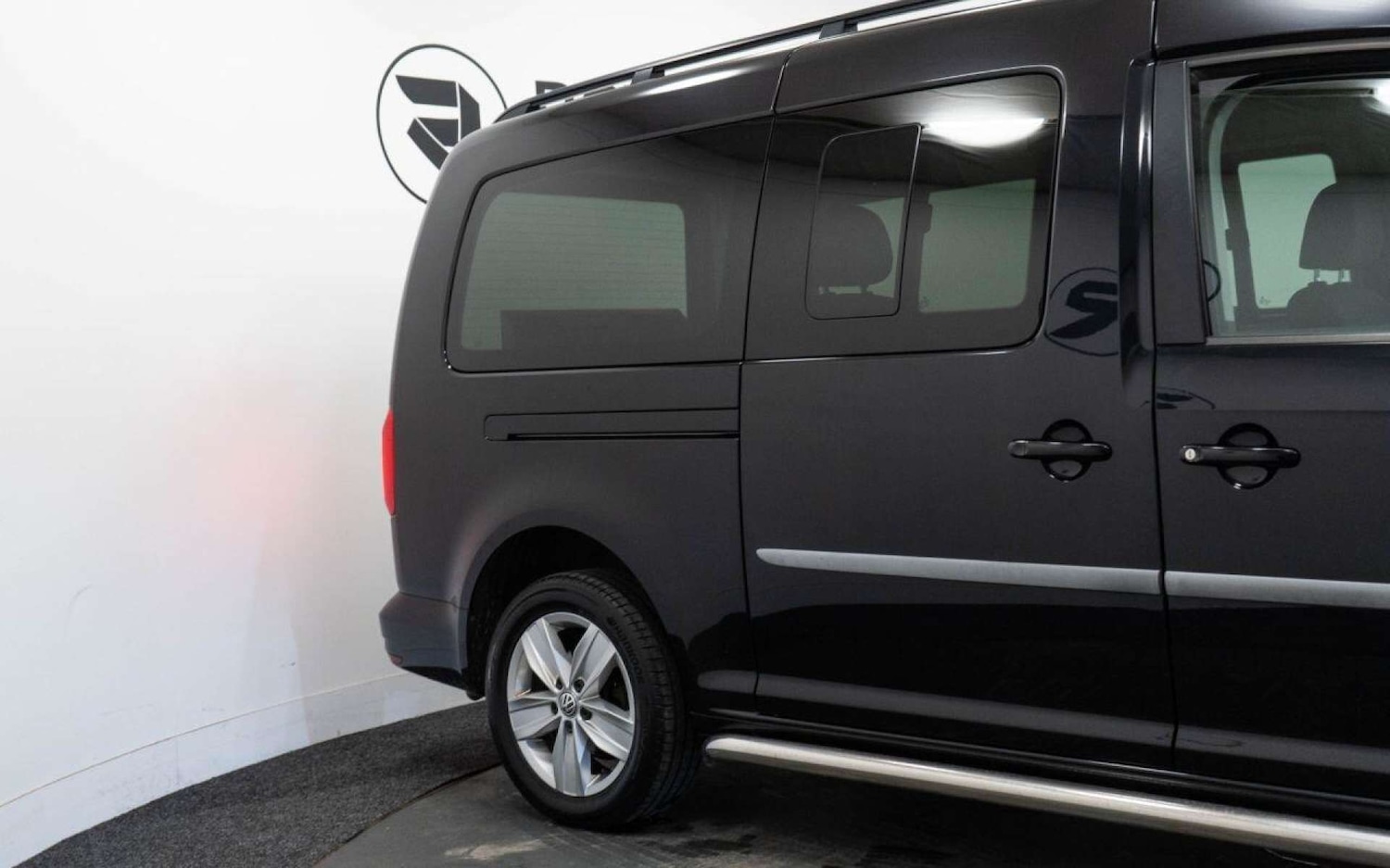 Used Volkswagen Caddy Maxi Life 2017 for sale - 77930924: Photo 14