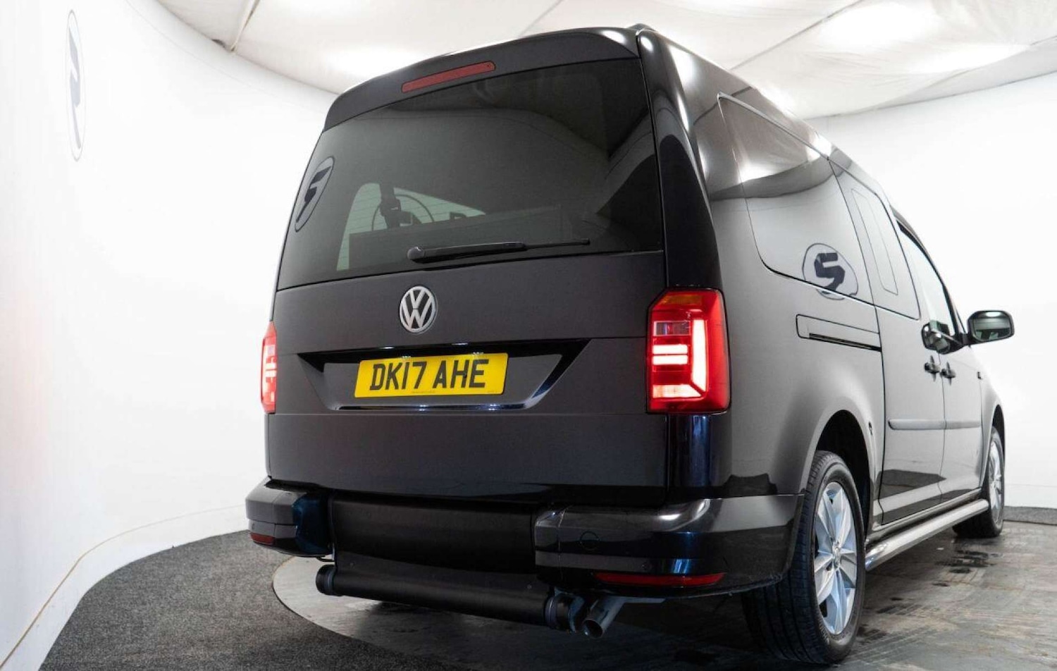 Used Volkswagen Caddy Maxi Life 2017 for sale - 77930924: Photo 16