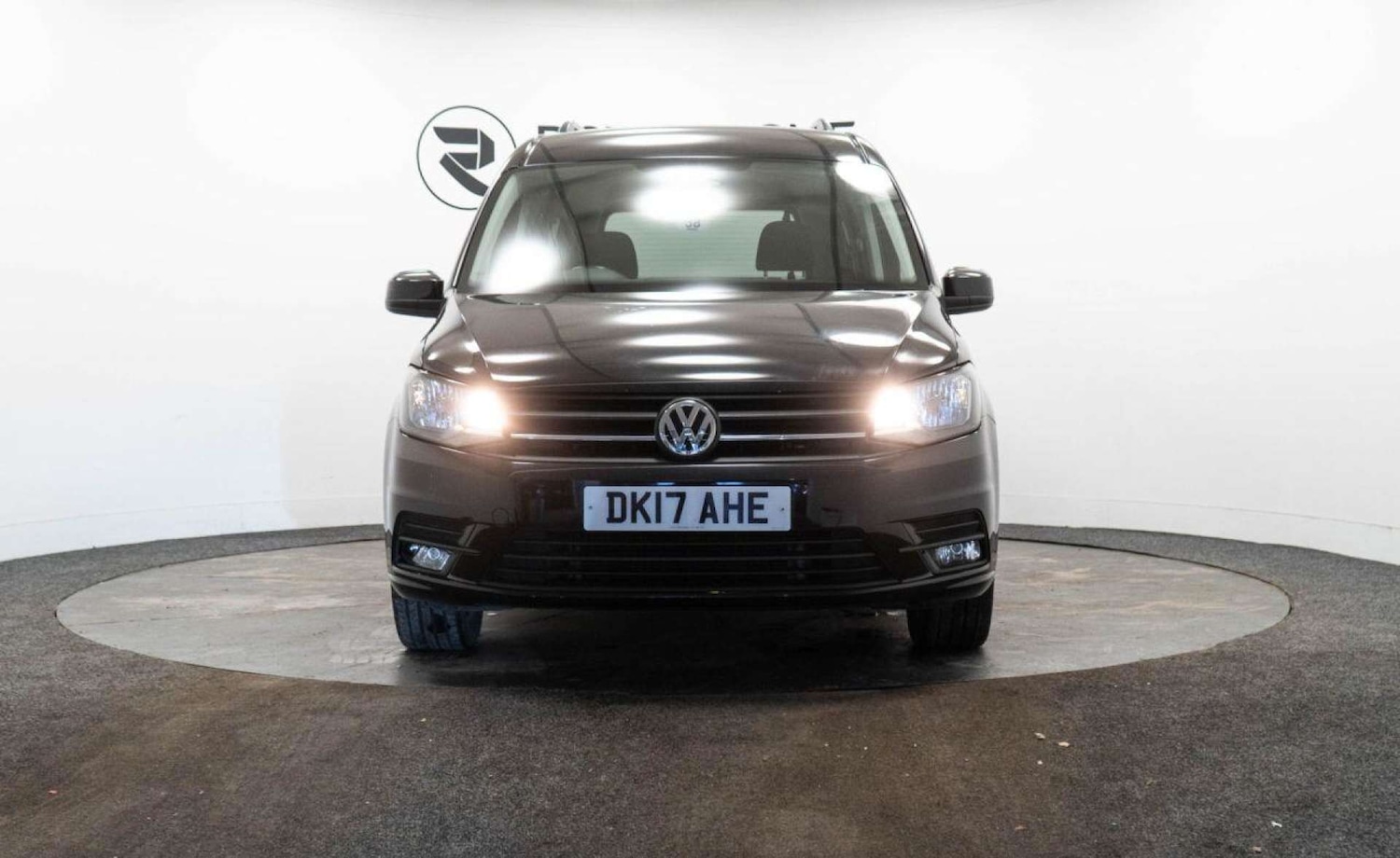 Used Volkswagen Caddy Maxi Life 2017 for sale - 77930924: Photo 2