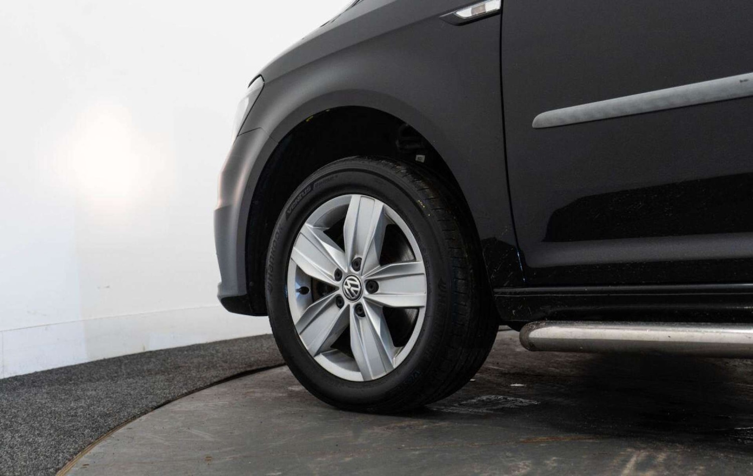 Used Volkswagen Caddy Maxi Life 2017 for sale - 77930924: Photo 21