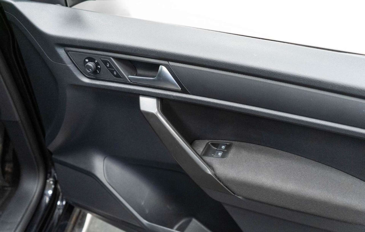 Used Volkswagen Caddy Maxi Life 2017 for sale - 77930924: Photo 24