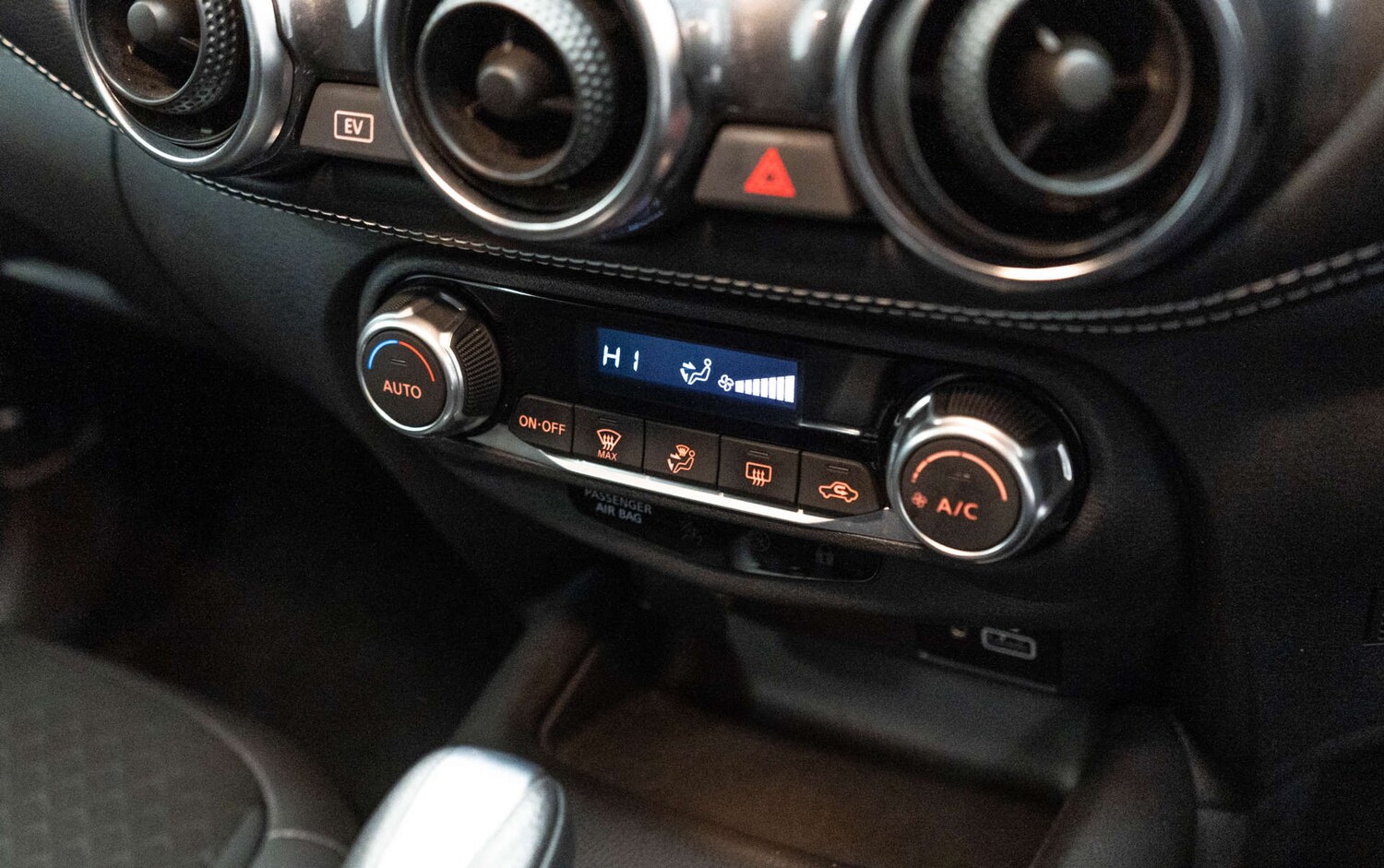 Used Nissan Juke 2023 for sale - 78098869: Photo 31