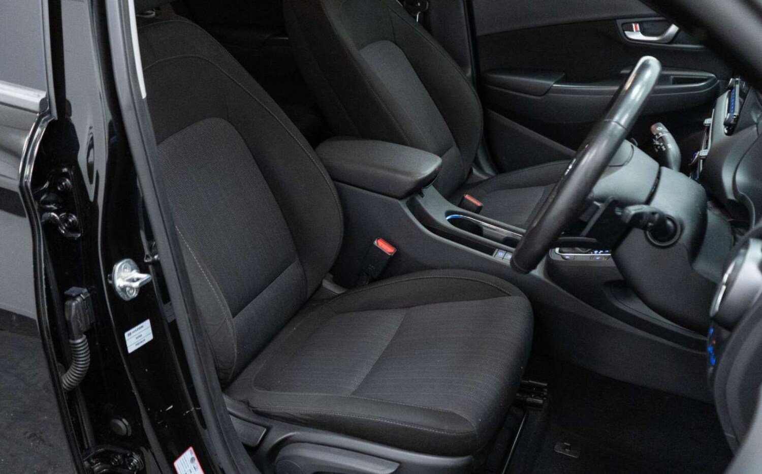 Used Hyundai KONA 2022 for sale - 77930902: Photo 20