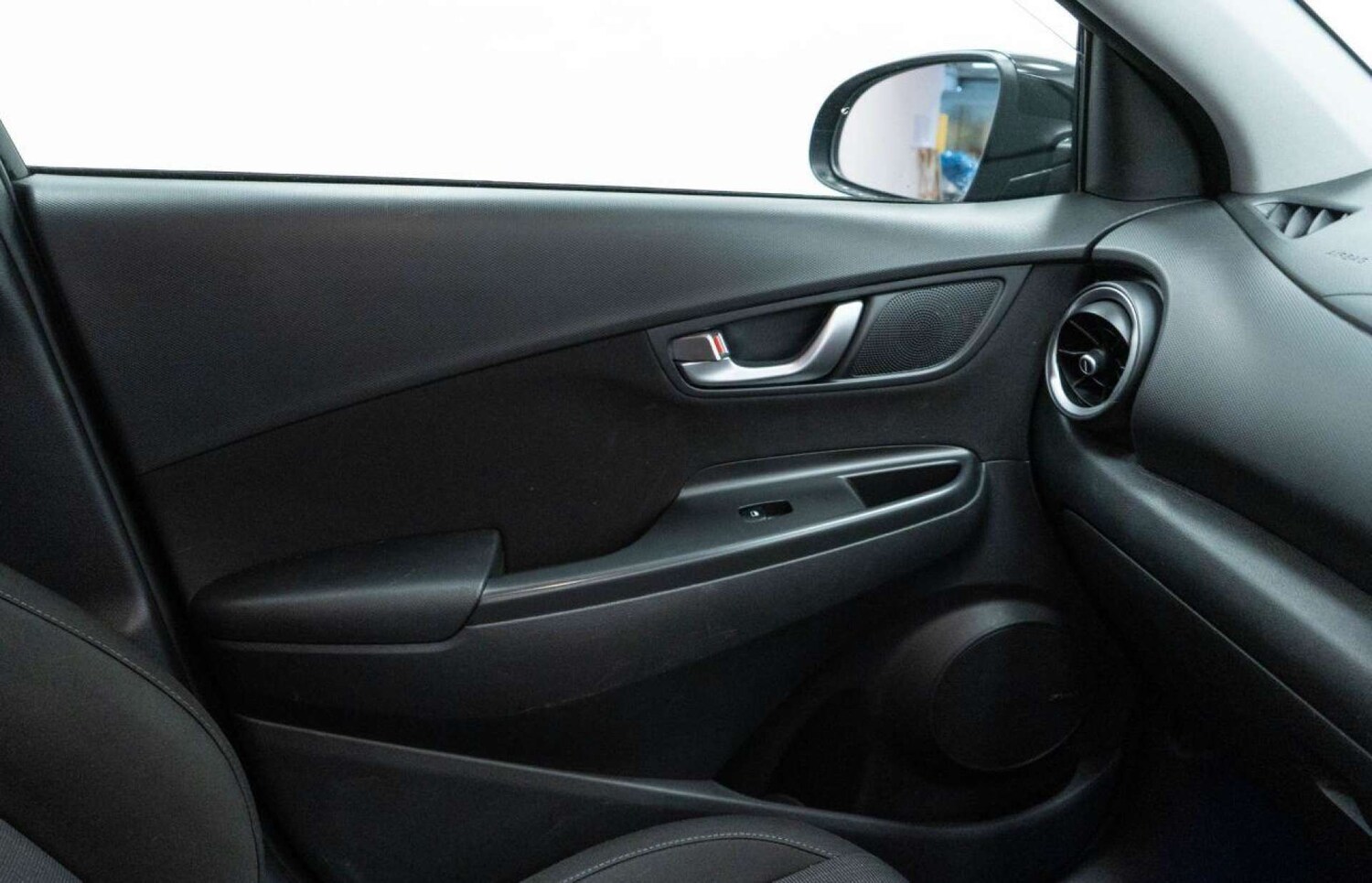 Used Hyundai KONA 2022 for sale - 77930902: Photo 28