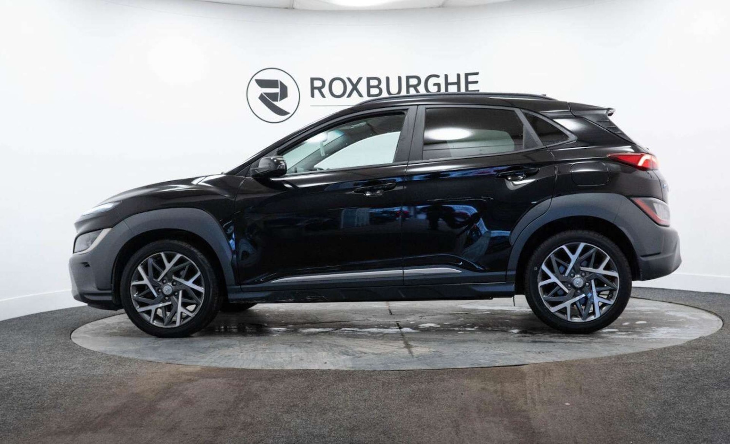 Used Hyundai KONA 2022 for sale - 77930902: Photo 3