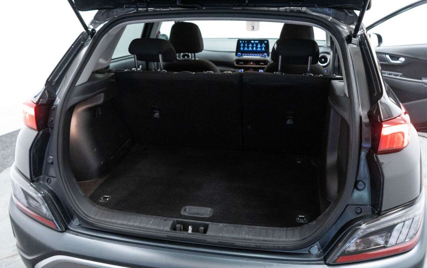 Used Hyundai KONA 2022 for sale - 77930902: Photo 32